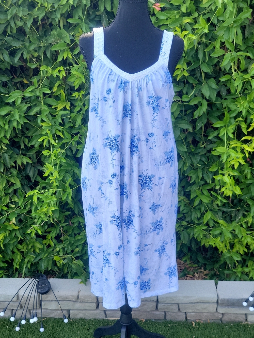 White Floral Cotton Walz Chemise Nightgown with Lace Trim